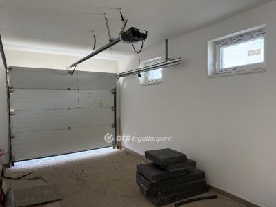 Eladó családi ház Ráckeve