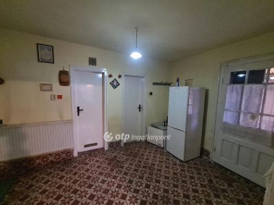 Eladó családi ház Debrecen