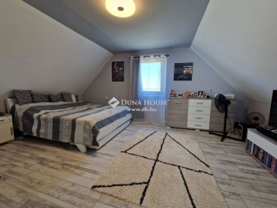 Eladó családi ház Nagykozár