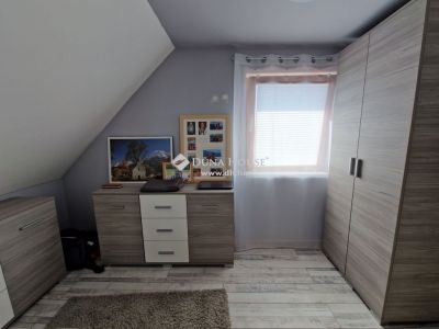 Eladó családi ház Nagykozár