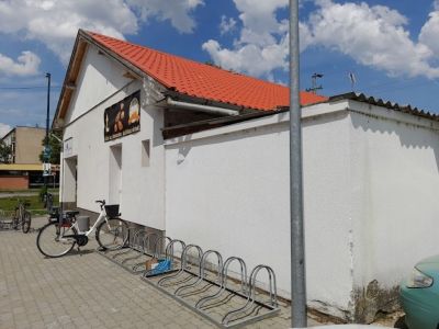 Kiadó utcai bejáratú üzlethelység Orosháza