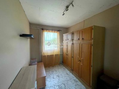 Eladó családi ház Verseg