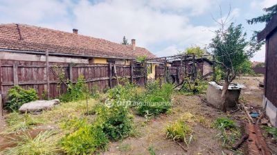Eladó családi ház Nagykőrös