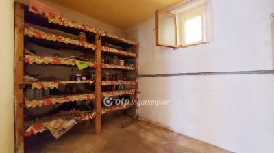 Eladó családi ház Nagykőrös