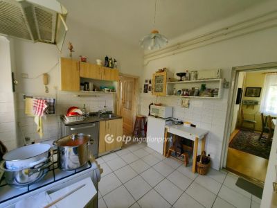 Eladó családi ház Kecskemét