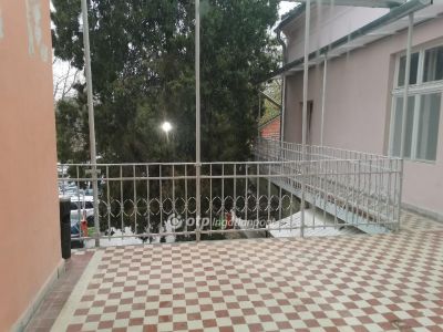 Kiadó egyéb iroda Szekszárd