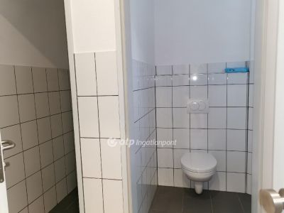 Kiadó egyéb iroda Szekszárd