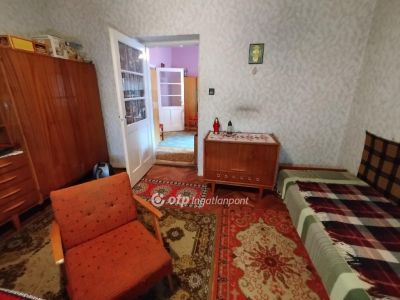 Eladó családi ház Pécs