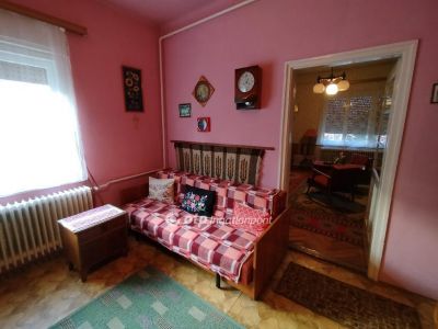 Eladó családi ház Pécs