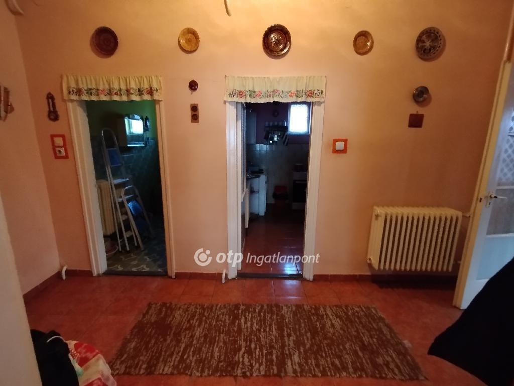Eladó családi ház Pécs