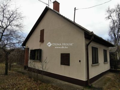 Eladó családi ház Lakitelek