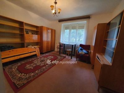 Eladó családi ház Debrecen