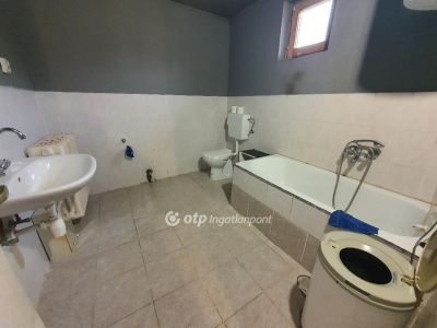 Eladó családi ház Debrecen