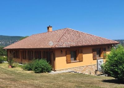 Eladó családi ház Szentendre