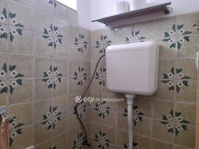 Eladó családi ház Szeged