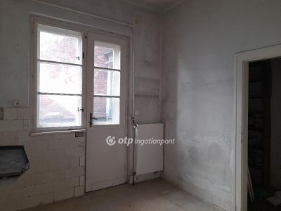 Eladó családi ház Szeged