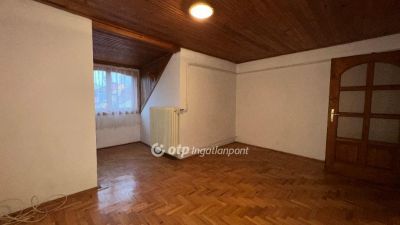 Eladó családi ház Eger