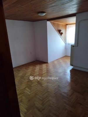 Eladó családi ház Eger