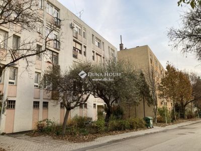 Eladó lakás Esztergom