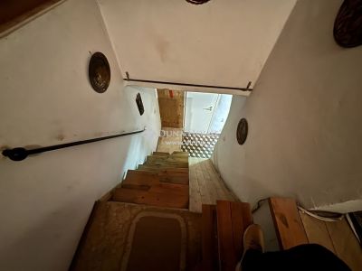 Eladó nyaraló Vértesszőlős