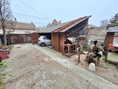 Eladó családi ház Nagykőrös