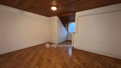 Eladó családi ház Eger