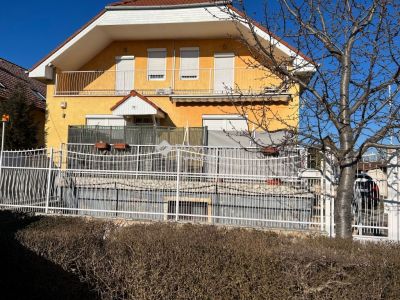 Eladó családi ház Vecsés