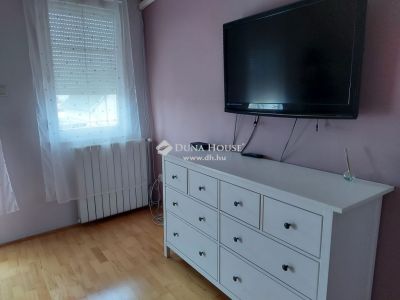 Eladó családi ház Vecsés