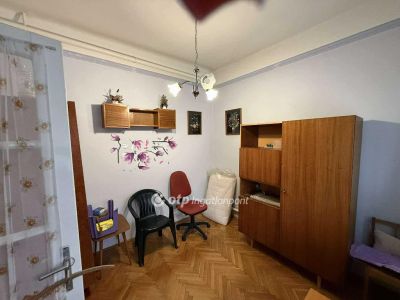 Eladó családi ház Újléta