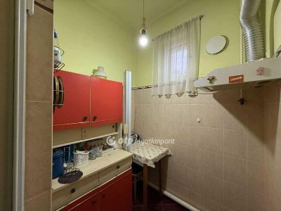 Eladó családi ház Újléta