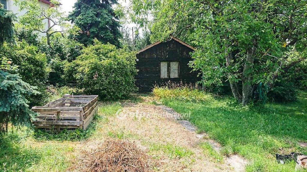 Eladó lakóövezeti telek Budaörs