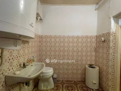 Eladó családi ház Domoszló