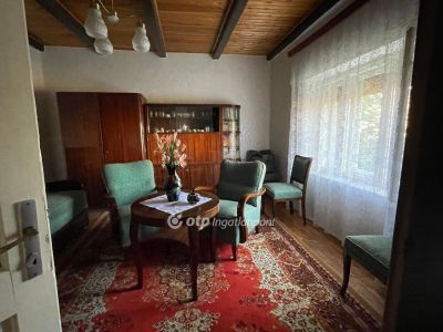 Eladó családi ház Domoszló