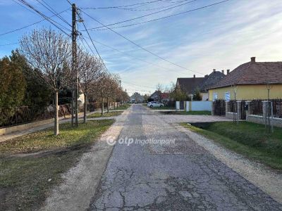 Eladó családi ház Ságvár