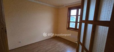 Eladó ipari terület Debrecen