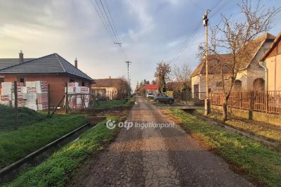 Eladó családi ház Sárrétudvari
