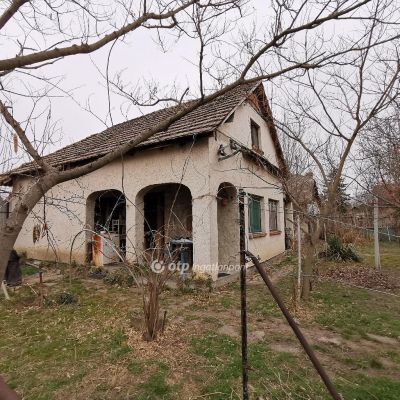 Eladó családi ház Szentes