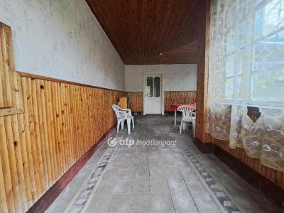 Eladó családi ház Püspökladány