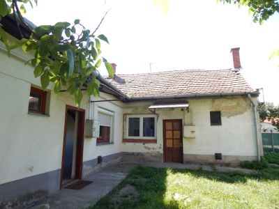 Eladó családi ház Enying