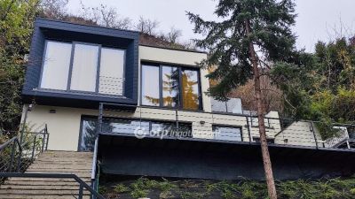 Eladó családi ház Balatonkenese Balatonakarattya