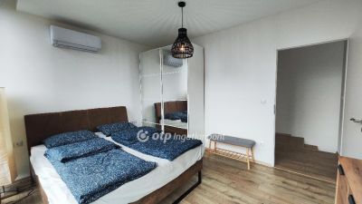Eladó családi ház Balatonkenese Balatonakarattya