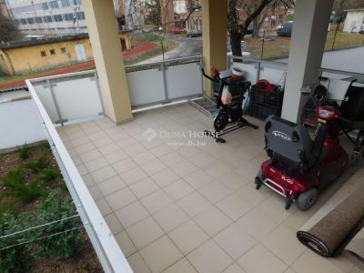 Eladó lakás Kecskemét