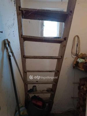 Eladó családi ház Komádi