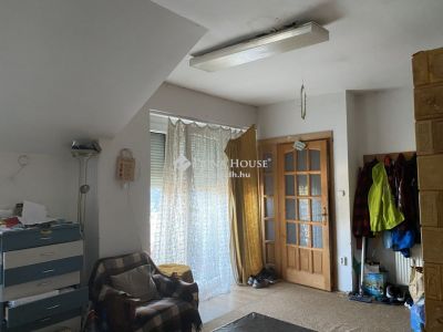Eladó családi ház Debrecen