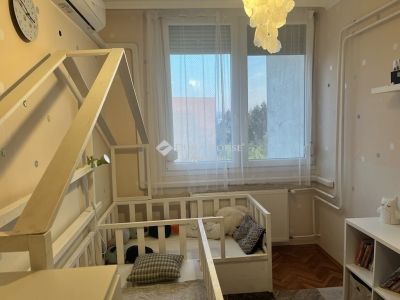 Eladó lakás Debrecen