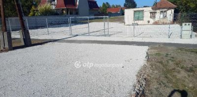 Kiadó lakóövezeti telek Békéscsaba