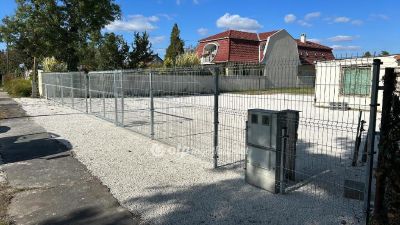 Kiadó lakóövezeti telek Békéscsaba
