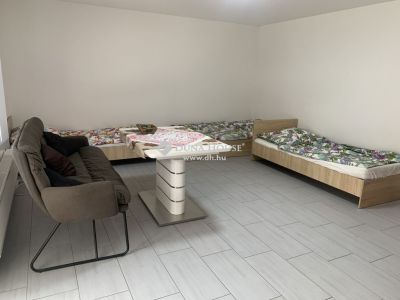 Eladó családi ház Vecsés
