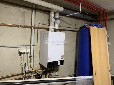 Eladó családi ház Vecsés