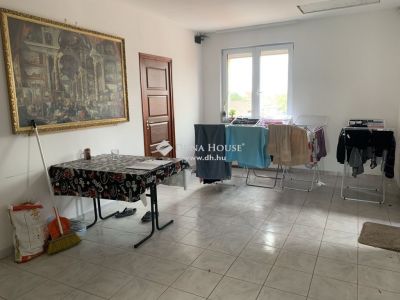 Eladó családi ház Vecsés
